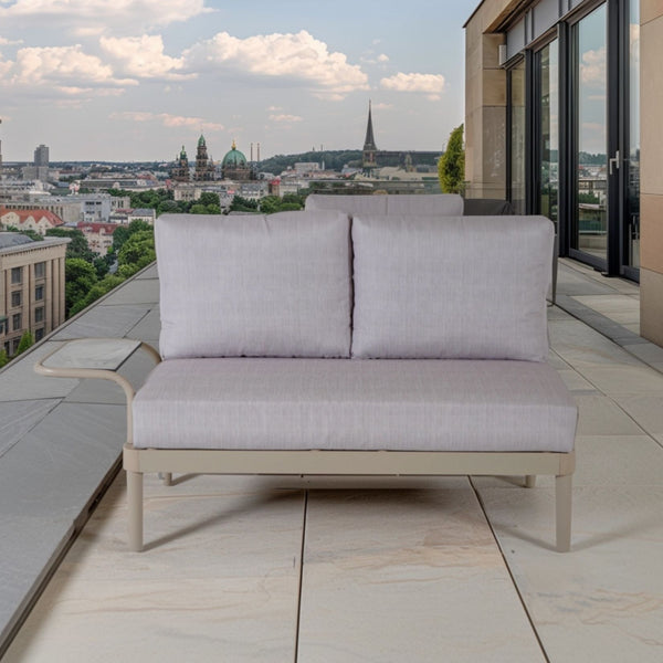 Luna Zweisitzer Sofa mit HPL-Einstecktisch – Modular. Wetterfest. Zeitlos.